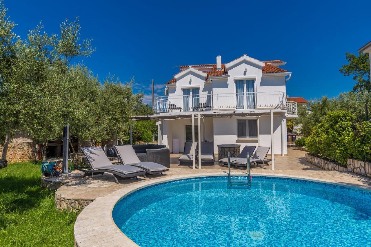 Holiday Home Olive Garden Brzac Exterior foto